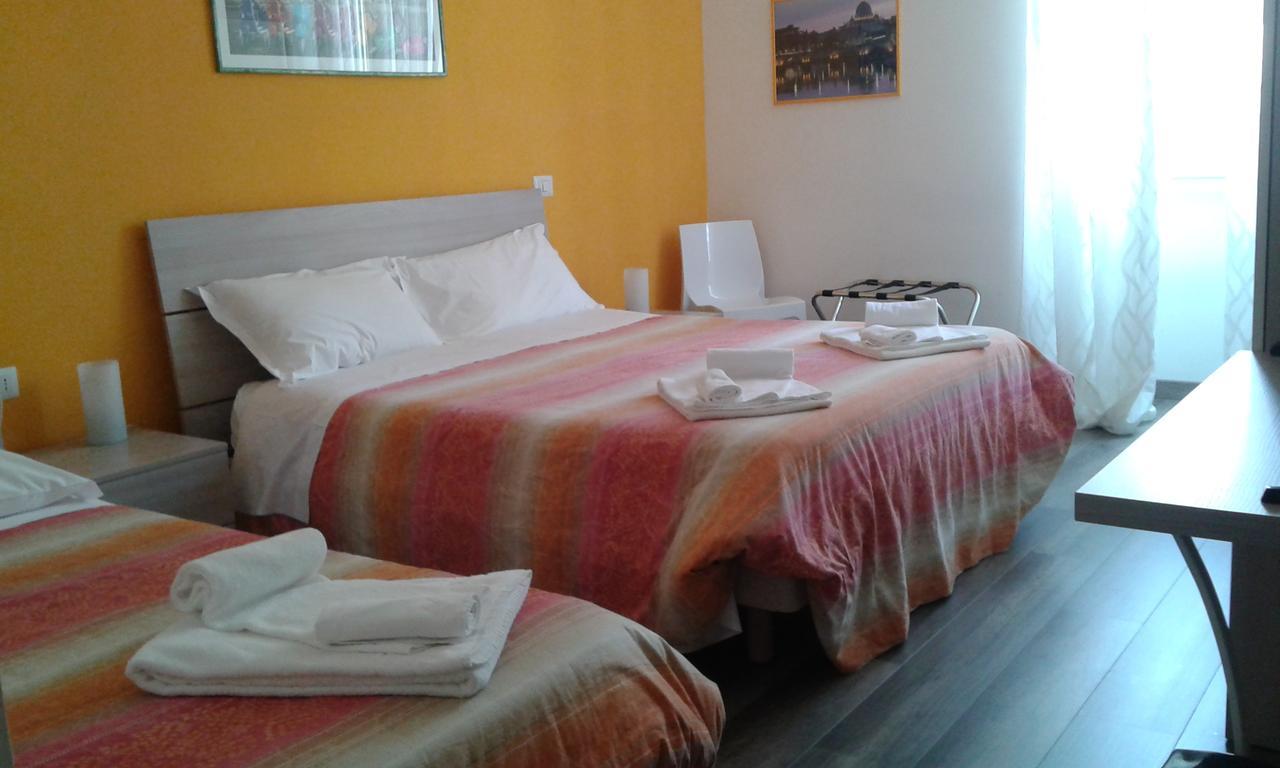 Pensión Holidays In -